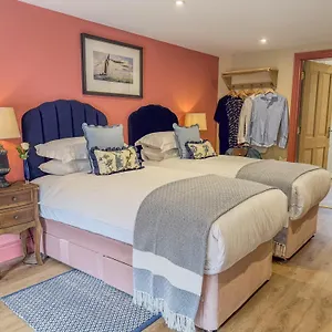 Somerset hotels &amp; apartments, all accommodations in Somerset